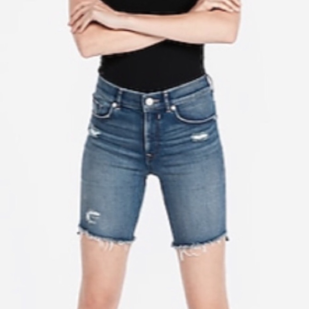 Express High Rise Bermuda Jean Shorts 4 NWT